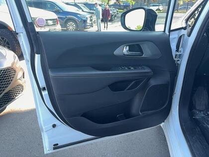 used 2025 Chrysler Grand Caravan car, priced at $36,999