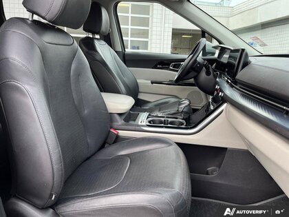used 2022 Kia Carnival car, priced at $29,200