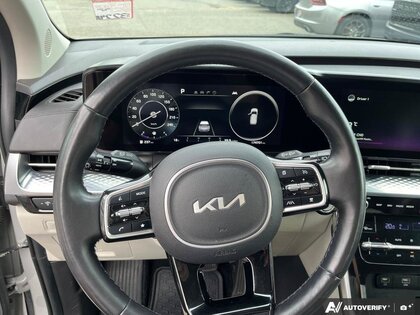 used 2022 Kia Carnival car, priced at $29,200