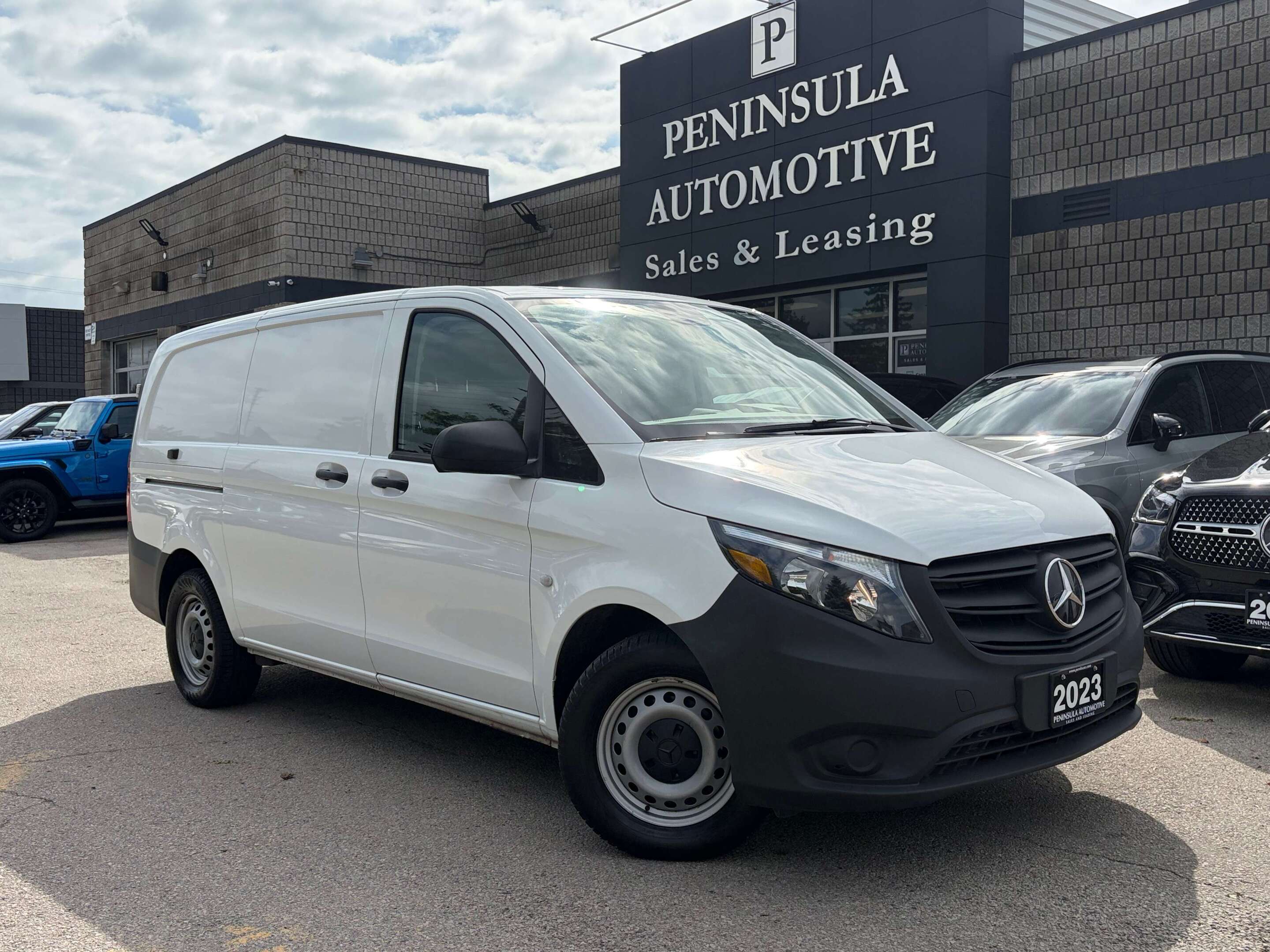 Arctic white 2023 Mercedes-Benz Metris Van Rear-Wheel Drive Automatic