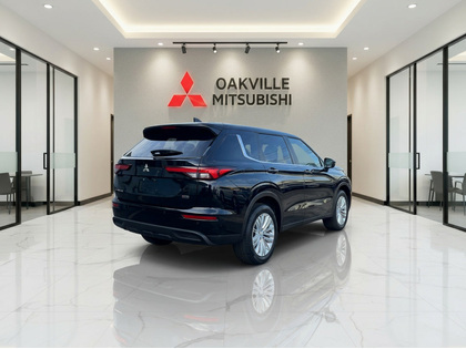 used 2024 Mitsubishi Outlander car, priced at $31,450