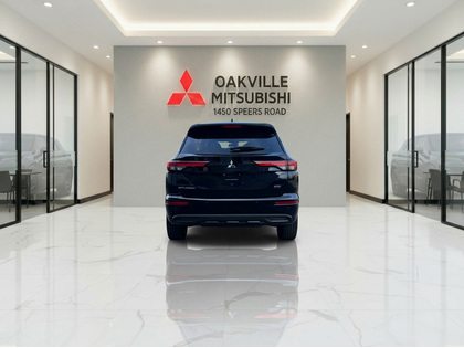 used 2024 Mitsubishi Outlander car, priced at $31,450