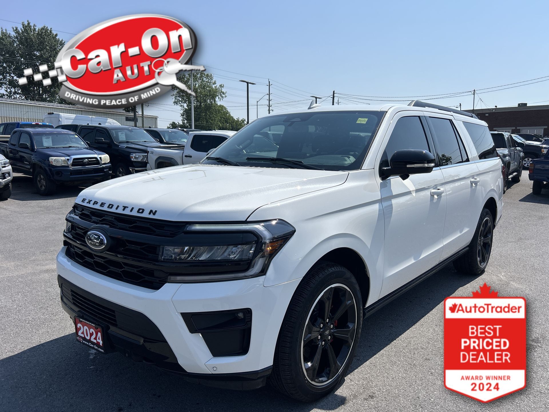 White 2024 Ford Expedition SUV / Crossover Four-Wheel Drive Automatic