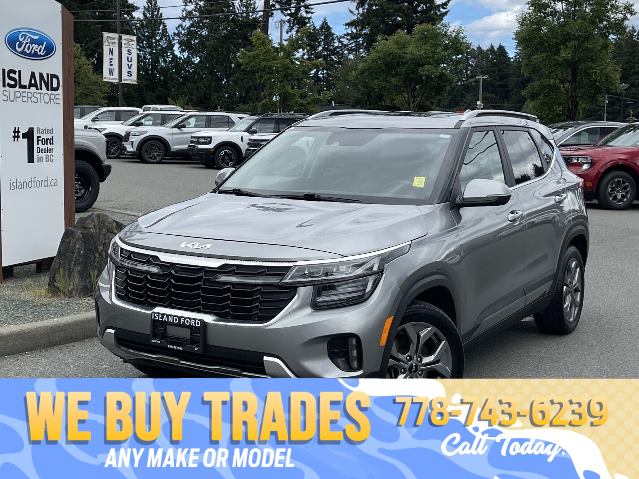 Silver 2024 Kia Seltos SUV / Crossover All-Wheel Drive Automatic