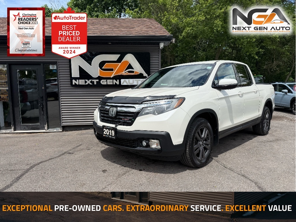 White 2019 Honda Ridgeline Pickup Truck All-Wheel Drive Automatic