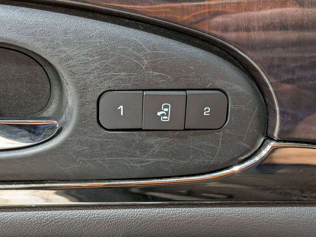 Buick Enclave 2016