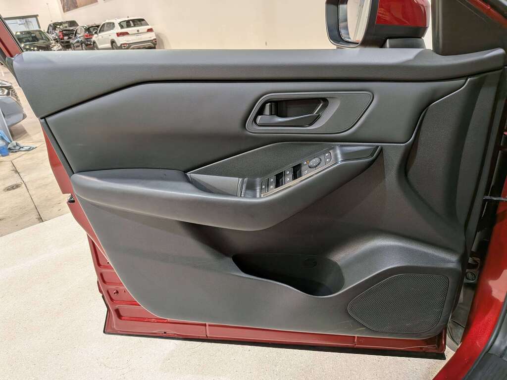 Nissan Rogue 2024