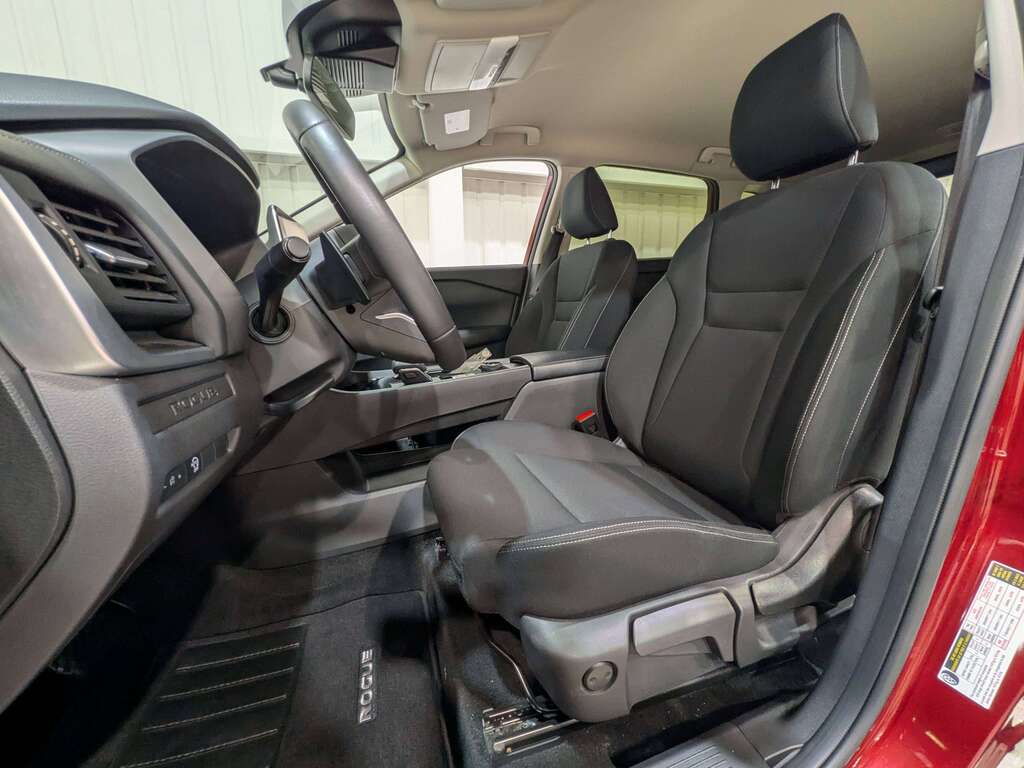 Nissan Rogue 2024
