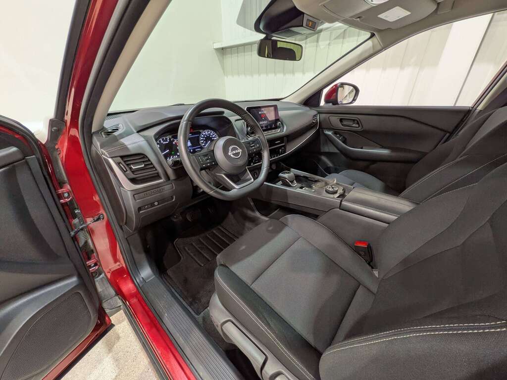 Nissan Rogue 2024