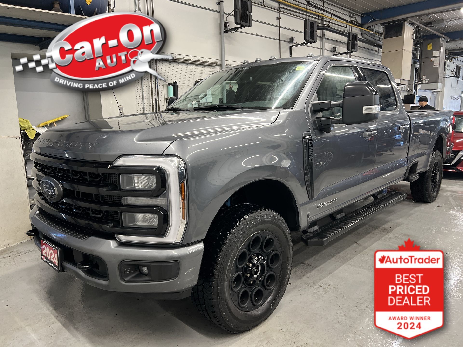 Gray 2024 Ford F-250 Super Duty Pickup Truck Four-Wheel Drive Automatic