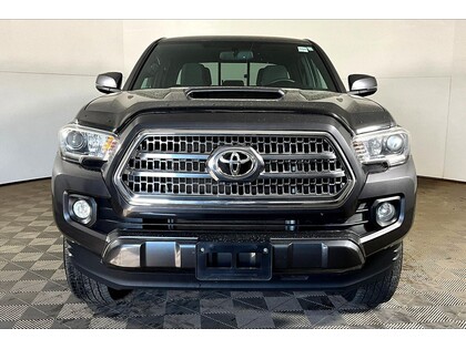 used 2016 Toyota Tacoma car, priced at $24,998