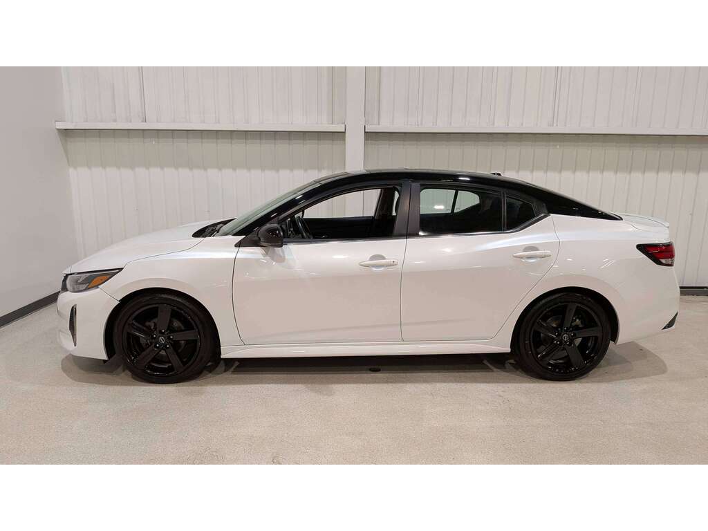 Nissan Sentra 2024