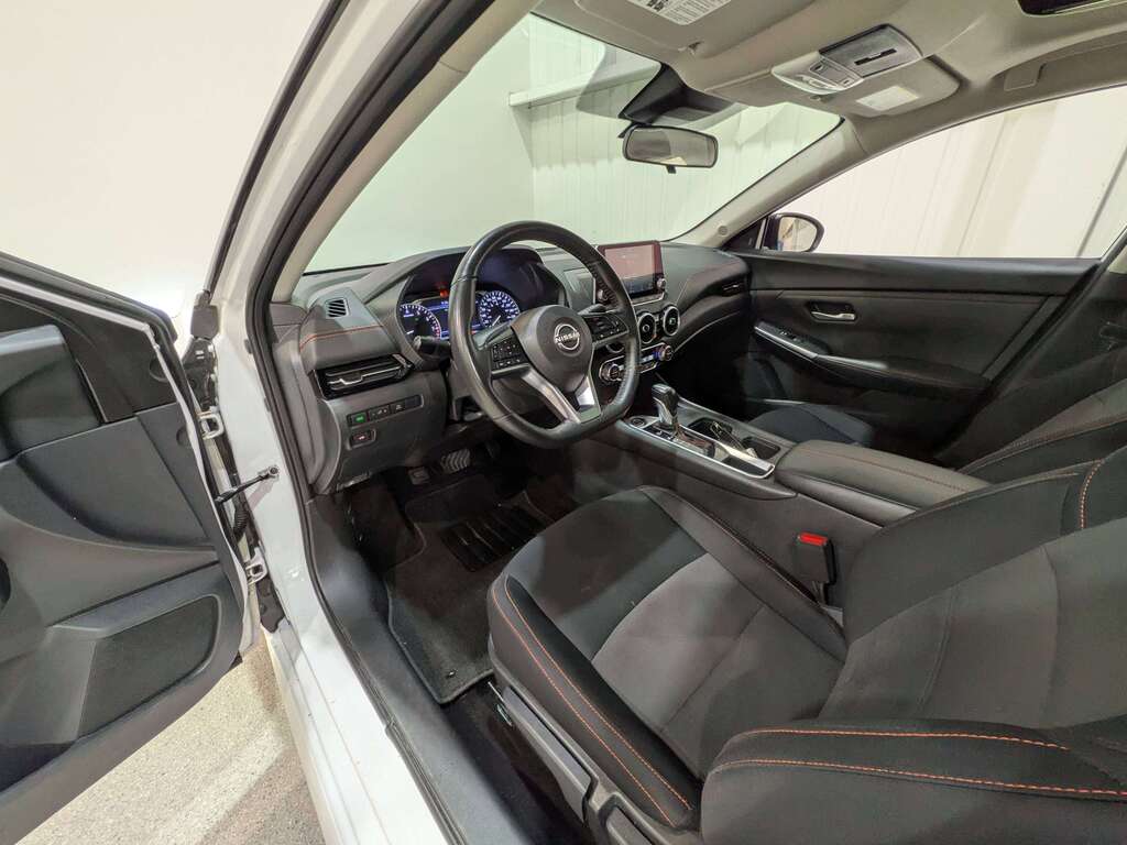Nissan Sentra 2024
