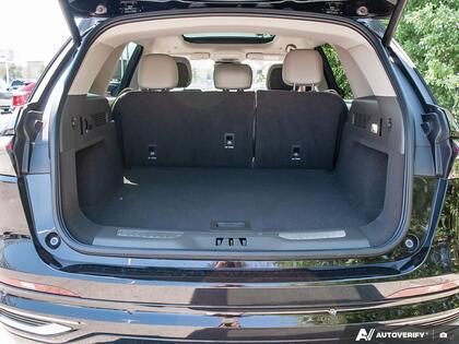 used 2025 Lincoln Nautilus car, priced at $57,800