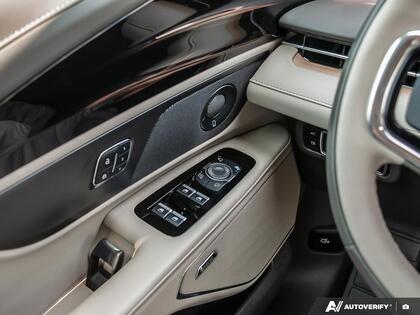 used 2025 Lincoln Nautilus car, priced at $57,800