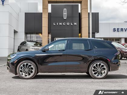 used 2025 Lincoln Nautilus car, priced at $57,800