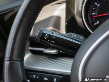 used 2022 Kia Carnival car, priced at $30,980