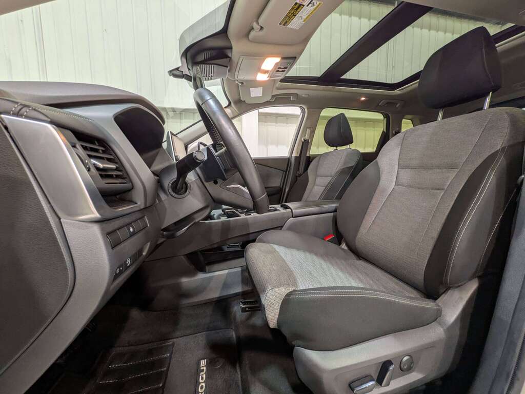 Nissan Rogue 2023