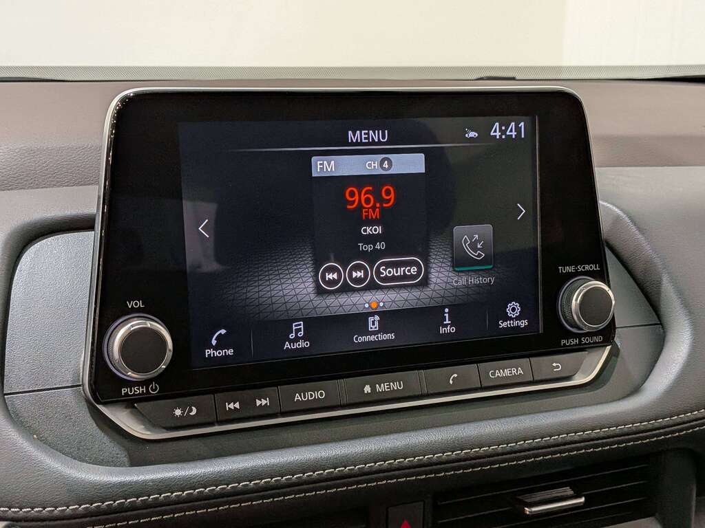 Nissan Rogue 2023