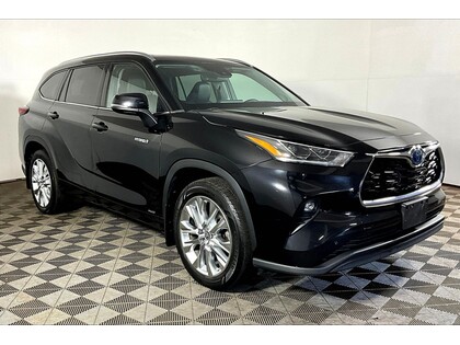 used 2021 Toyota Highlander car, priced at $40,998