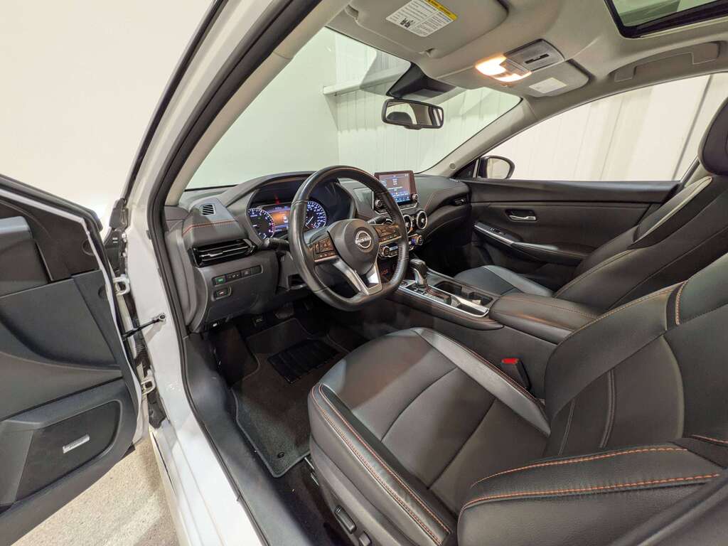 Nissan Sentra 2024