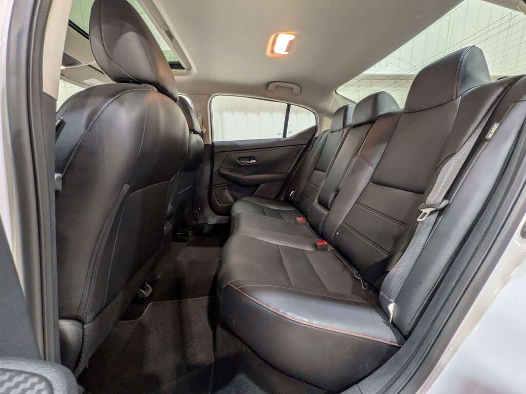 Nissan Sentra 2024