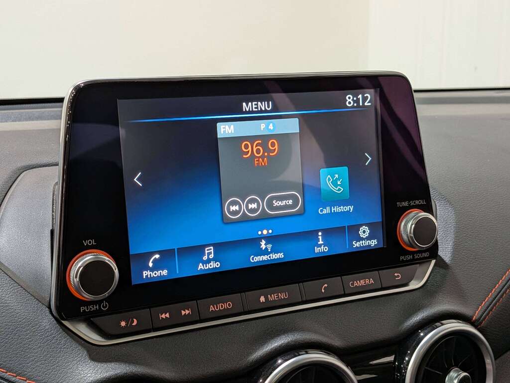 Nissan Sentra 2024