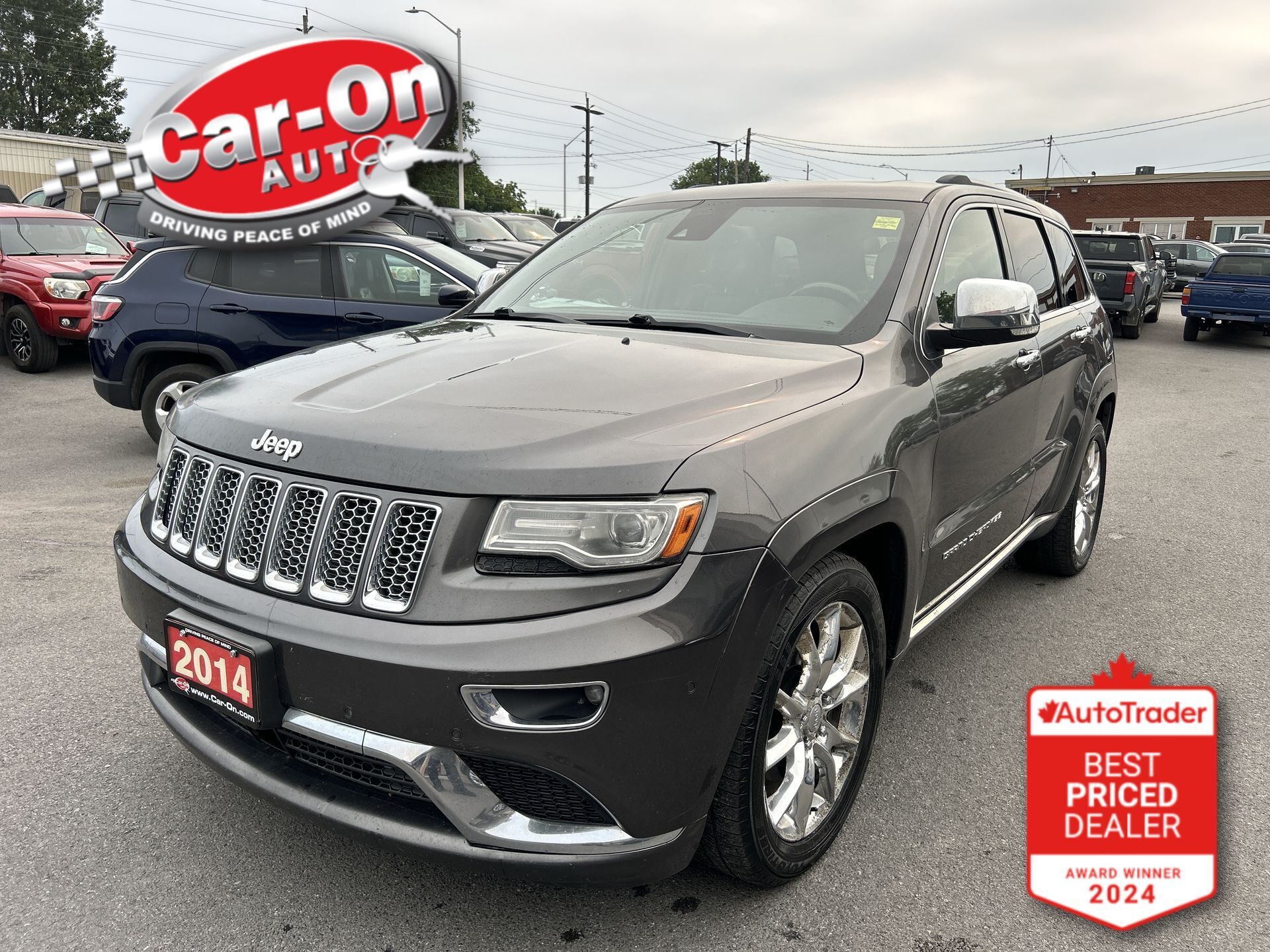 Gray 2014 Jeep Grand Cherokee SUV / Crossover Four-Wheel Drive Automatic