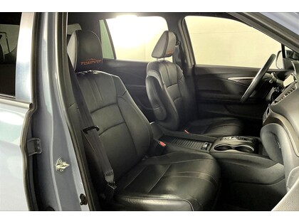 used 2022 Honda Passport car, priced at $39,998