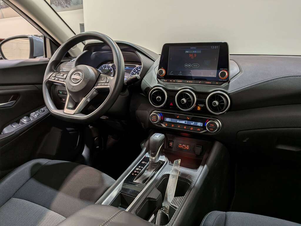 Nissan Sentra 2024