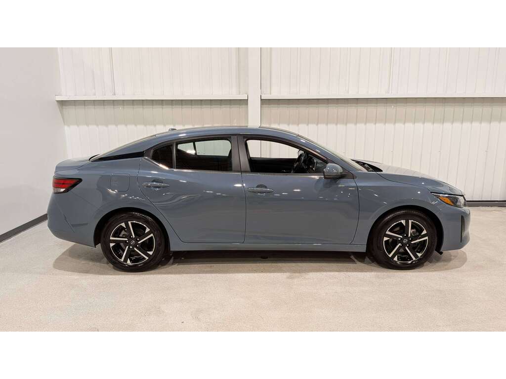 Nissan Sentra 2024