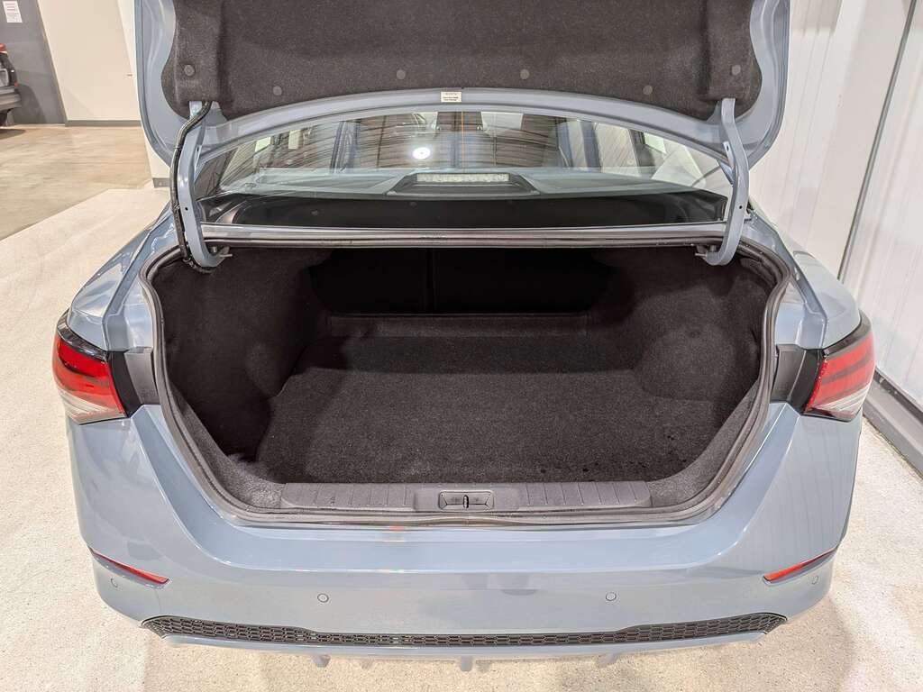 Nissan Sentra 2024