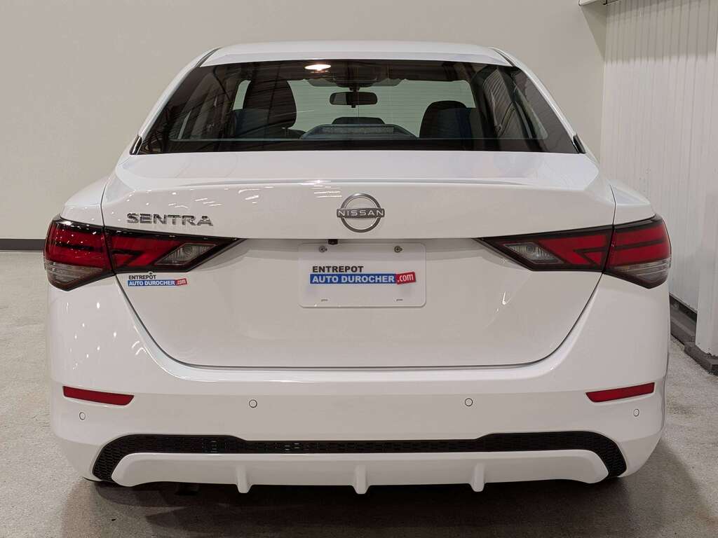 Nissan Sentra 2024
