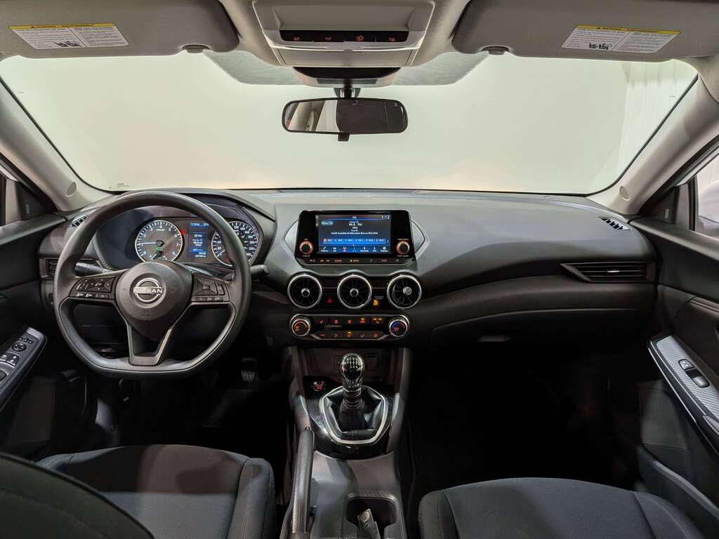 Nissan Sentra 2024