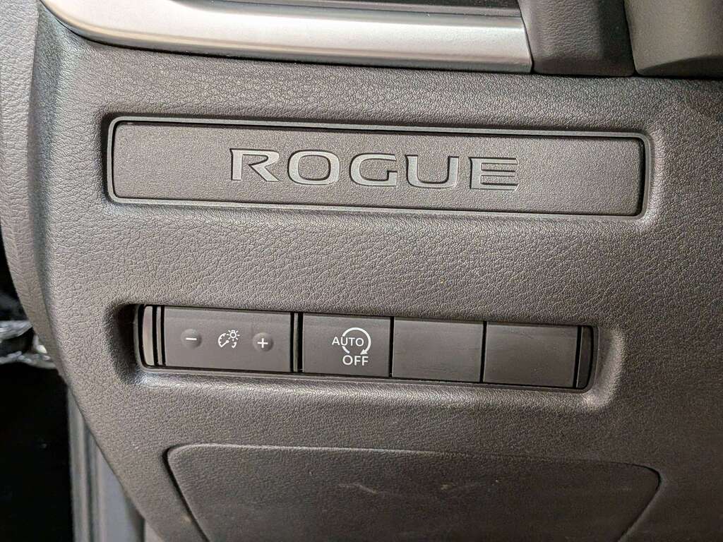Nissan Rogue 2024