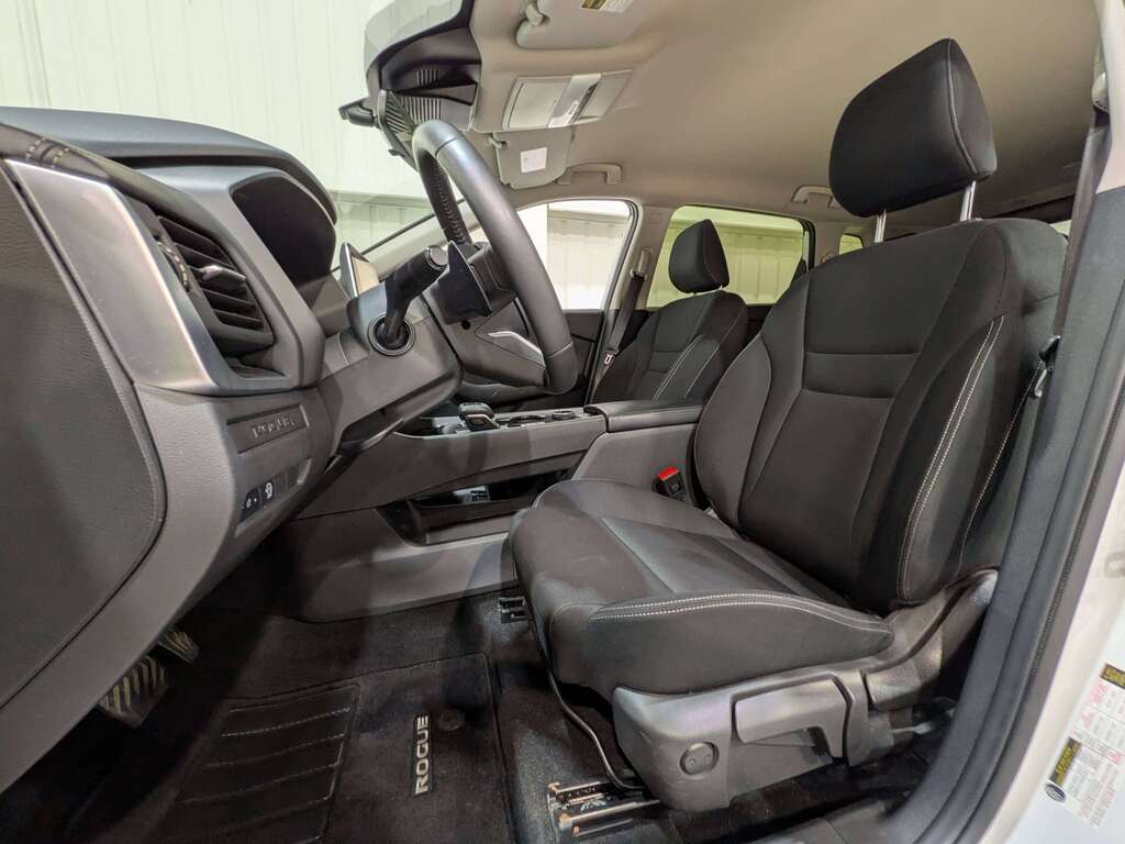 Nissan Rogue 2024