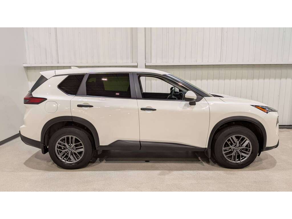 Nissan Rogue 2024