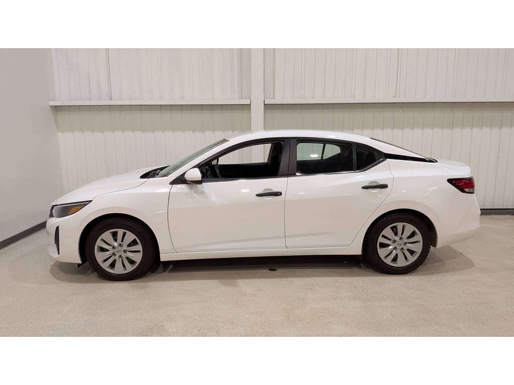 Nissan Sentra 2024