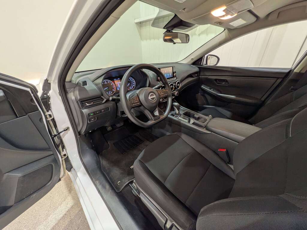 Nissan Sentra 2024