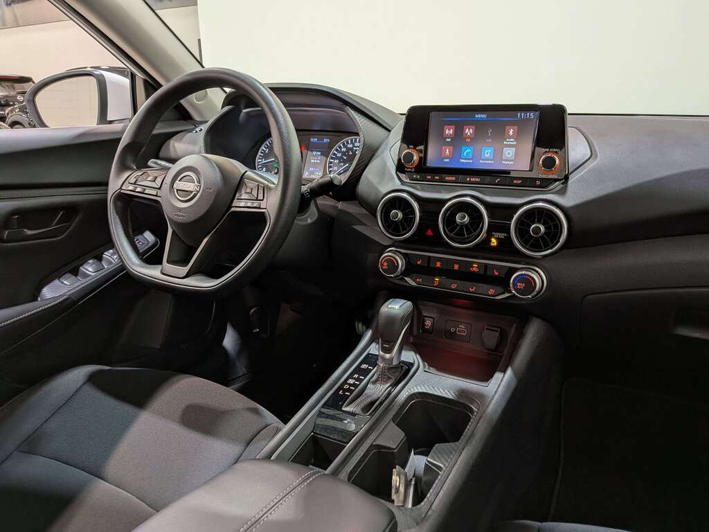 Nissan Sentra 2024