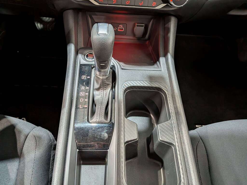 Nissan Sentra 2024