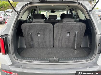 used 2022 Kia Sorento car, priced at $29,987