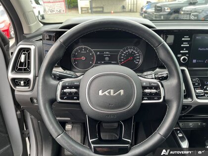 used 2022 Kia Sorento car, priced at $29,987