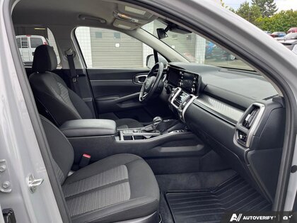used 2022 Kia Sorento car, priced at $29,987