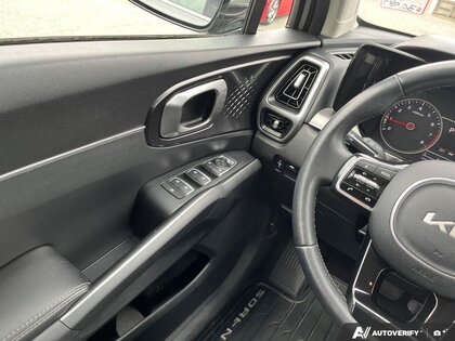 used 2022 Kia Sorento car, priced at $29,987