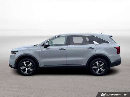 used 2022 Kia Sorento car, priced at $29,987