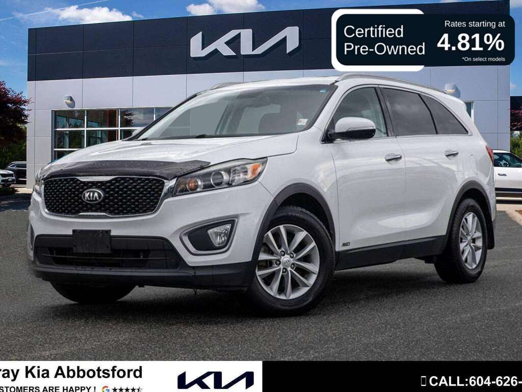 Snow White Pearl 2016 Kia Sorento SUV / Crossover Automatic