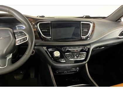 used 2023 Chrysler Pacifica Hybrid car, priced at $39,998