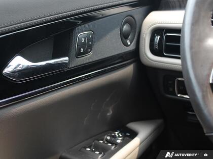 used 2023 Lincoln Nautilus car, priced at $39,999