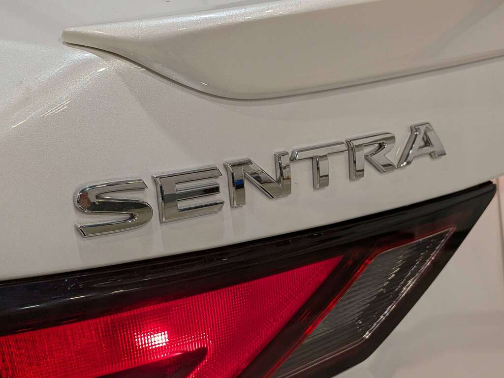 Nissan Sentra 2024